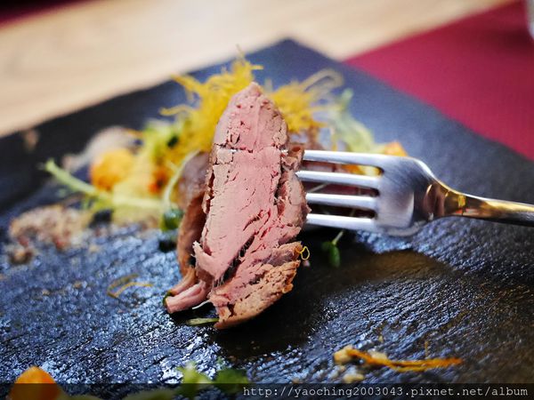 台中西屯 Beluga Restaurant Bar,街巷中的時尚餐酒館 台中西屯 Beluga Restaurant Bar,街巷中的時尚餐酒館