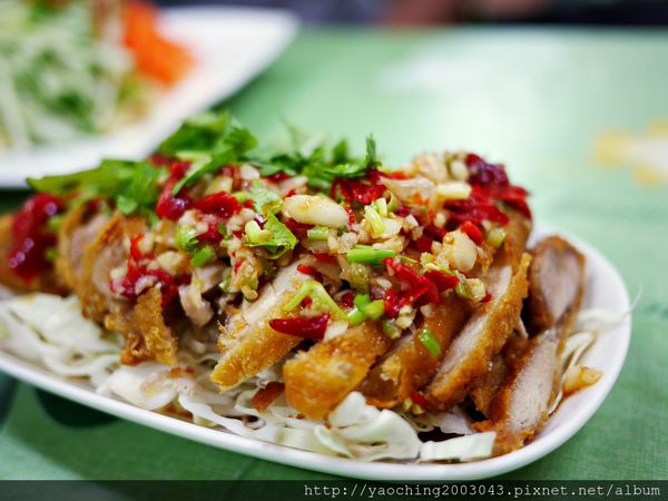 台中西區 雲食泰風，忠明南路上的小泰菜館，價位相當平價