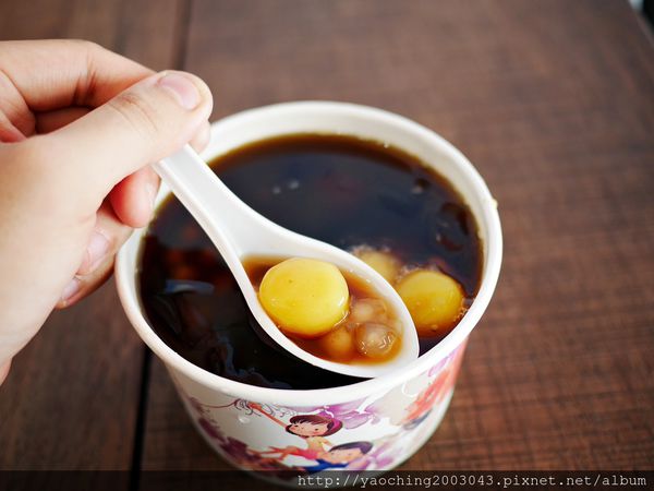 台中北屯 大坑新凍嫩仙草，古法製作的仙草