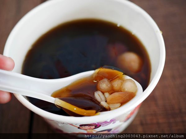 台中北屯 大坑新凍嫩仙草，古法製作的仙草