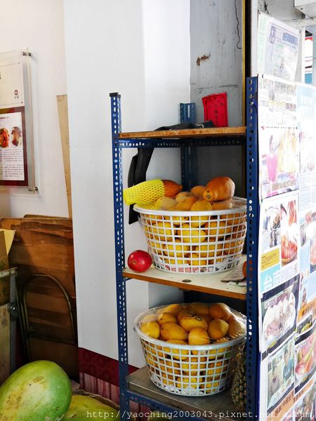 台南中西 2015全台最霸氣的芒果冰就在台南,邊吃邊享受眾人關注的眼光 台南中西 2015全台最霸氣的芒果冰就在台南,邊吃邊享受眾人關注的眼光