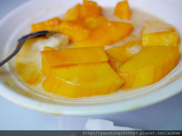 台南中西 2015全台最霸氣的芒果冰就在台南,邊吃邊享受眾人關注的眼光 台南中西 2015全台最霸氣的芒果冰就在台南,邊吃邊享受眾人關注的眼光