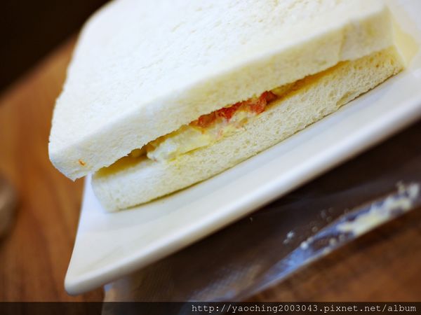 Mar 07 2015 台中西區人氣早餐 推沙拉吐司 Mar 07 2015 台中西區人氣早餐 推沙拉吐司