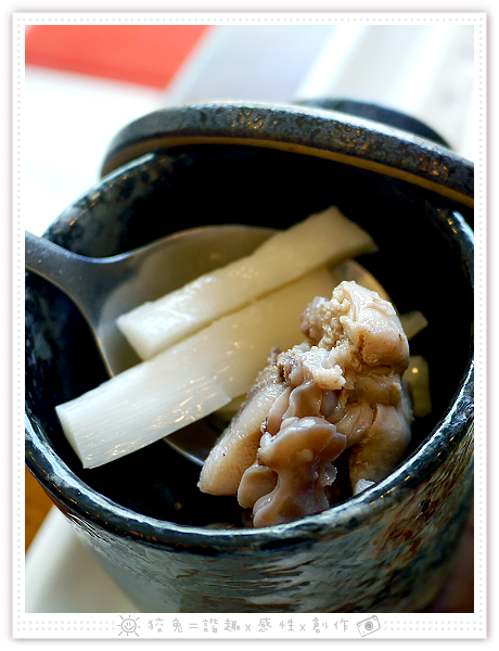 [台南食記] 夢東籬‧文平店~無錫排骨套餐&砂鍋大鱸魚火鍋！