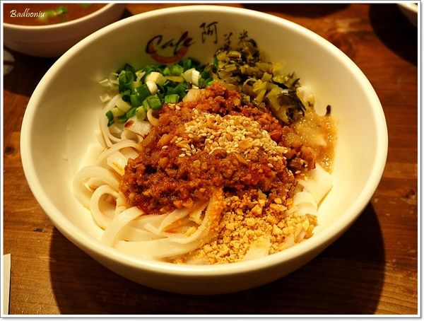 【食】【桃園】阿美米干 龍岡本店 - 來自異域的好味道