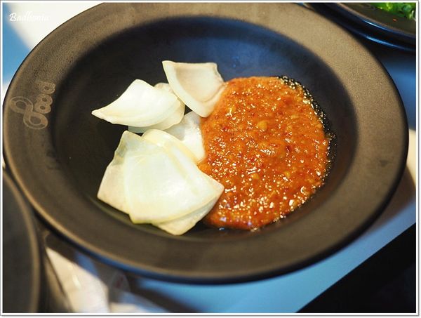 【食】【台北】韓國第一品牌 八色韓式烤肉．大口吃下八種口味五花肉，好滿足!