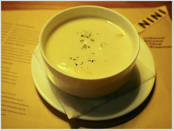 【食】【桃園】NINI 尼尼義大利餐廳台茂店 ~ 讓人一吃再吃的PASTA