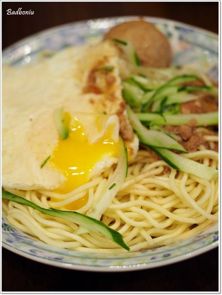 【食】【桃園】龜山 牛角坡早餐店．人氣排隊早餐店