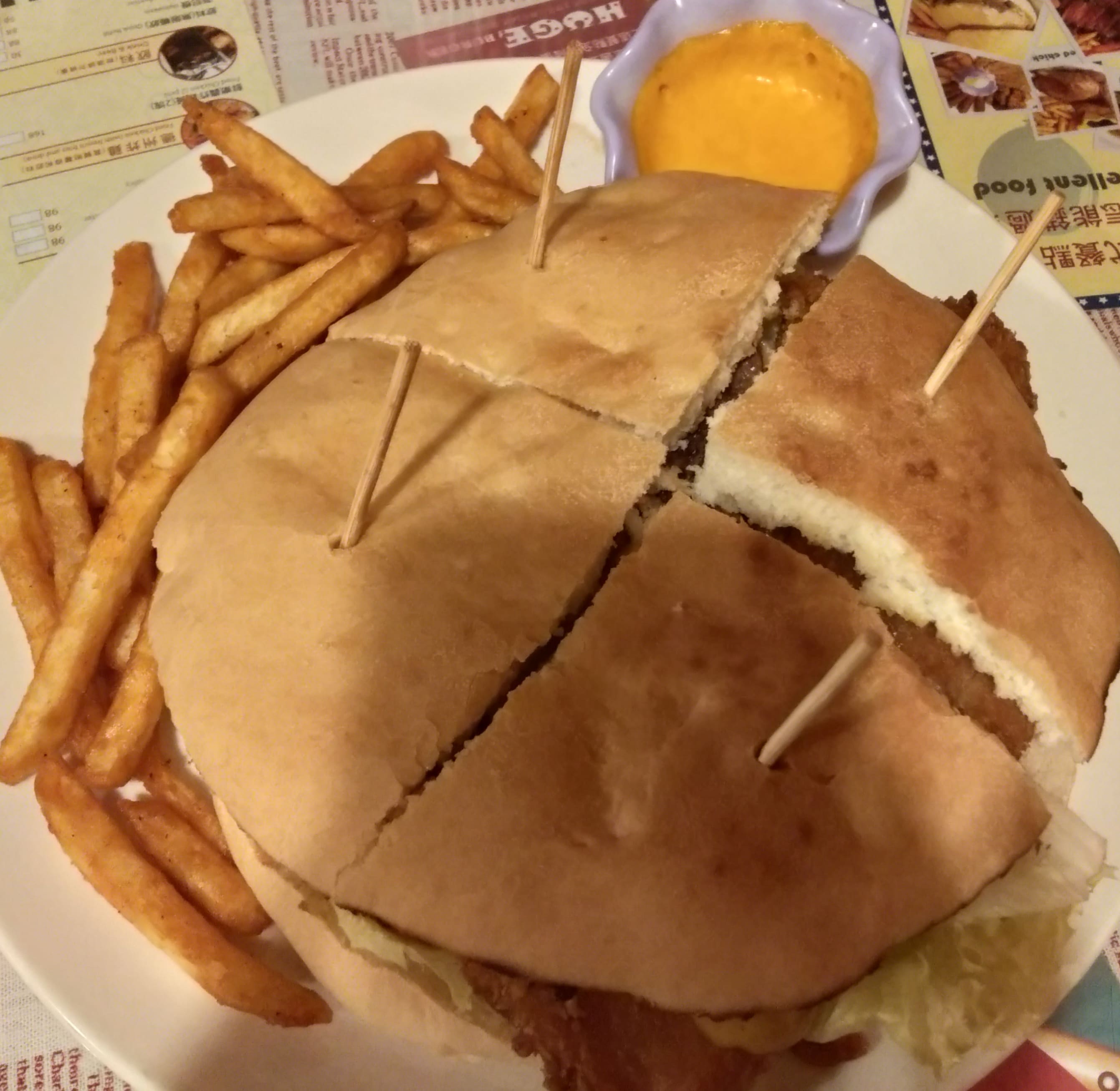 北銘美食-Huge Burger-Huge Burger