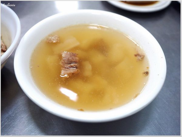 【食】【嘉義】呆獅火雞肉飯.不用問,這絕對是咱們家嘉義雞肉飯的第一名! 【食】【嘉義】呆獅火雞肉飯.不用問,這絕對是咱們家嘉義雞肉飯的第一名!