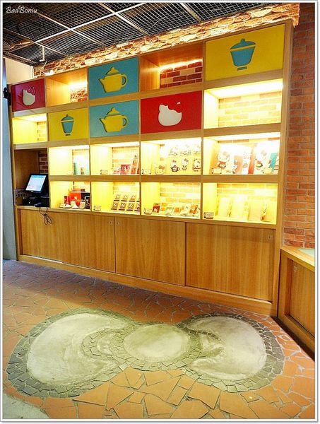 【食】【台南】HELLO KITTY 呷茶 Chat Day - 呷茶不呷飽的主題茶館