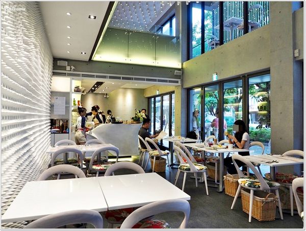 【食】【台北】Moena Cafe.夏威夷最佳早餐名店、還有風靡日本的夏威夷第一名鬆餅,在台灣也吃得到了! 【食】【台北】Moena Cafe.夏威夷最佳早餐名店、還有風靡日本的夏威夷第一名鬆餅,在台灣也吃得到了!