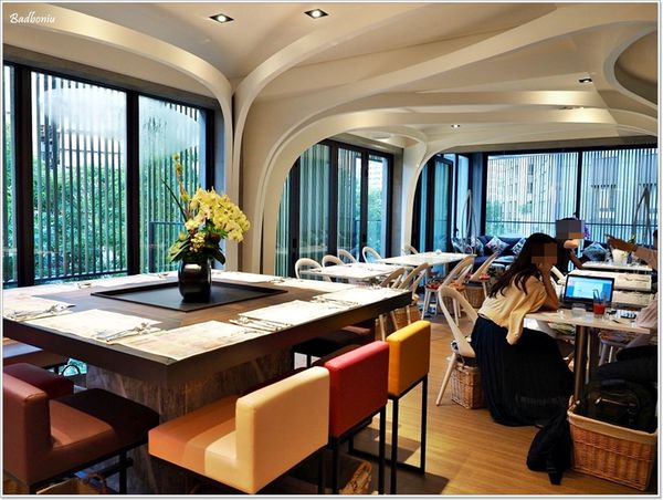 【食】【台北】Moena Cafe.夏威夷最佳早餐名店、還有風靡日本的夏威夷第一名鬆餅,在台灣也吃得到了! 【食】【台北】Moena Cafe.夏威夷最佳早餐名店、還有風靡日本的夏威夷第一名鬆餅,在台灣也吃得到了!