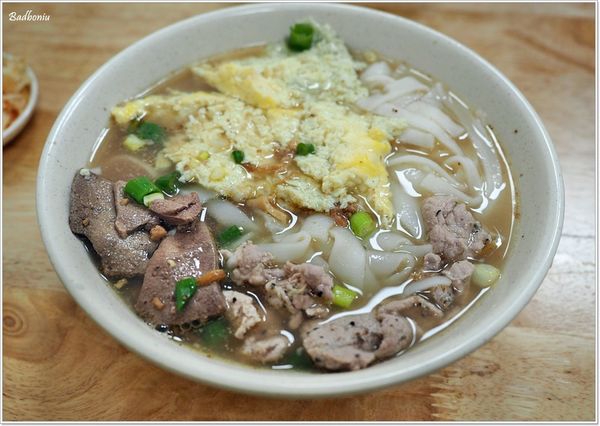 【食】【中壢】內壢 忠貞雲南米干．如果沒辦法去忠貞吃米干，來這邊也可以解鄉愁