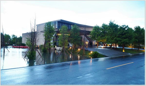 【食】【宜蘭】Neverland 古堡party餐廳.清水模建築裡的浪漫晚餐,價格卻不貴唷! 【食】【宜蘭】Neverland 古堡party餐廳.清水模建築裡的浪漫晚餐,價格卻不貴唷!