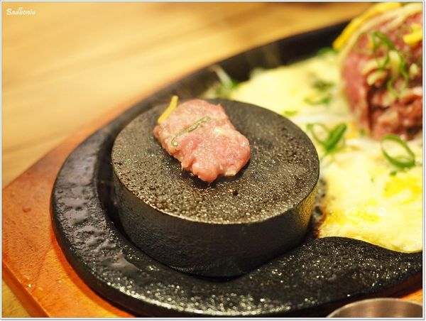 【食】【台北】Oh!My Stone 新鮮手作球牛排．享受DIY漢堡排的樂趣!