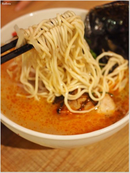【食】【台北】鳥人拉麵Totto Ramen．紐約的必吃拉麵也來台灣開店了!