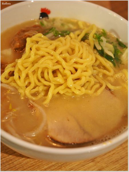 【食】【台北】鳥人拉麵Totto Ramen．紐約的必吃拉麵也來台灣開店了!