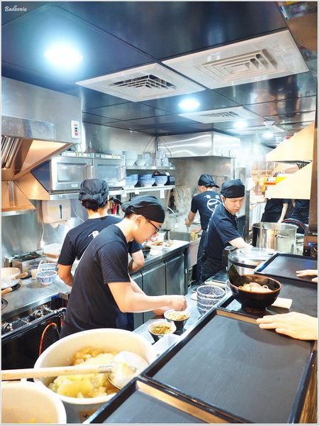 【食】【台北】麵屋 一燈．海外初出店、台灣一號店，要吃東京拉麵之王不用去日本了!