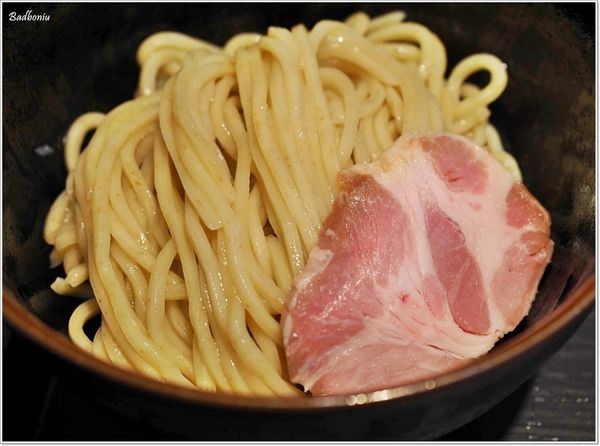 【食】【台北】麵屋 一燈．海外初出店、台灣一號店，要吃東京拉麵之王不用去日本了!
