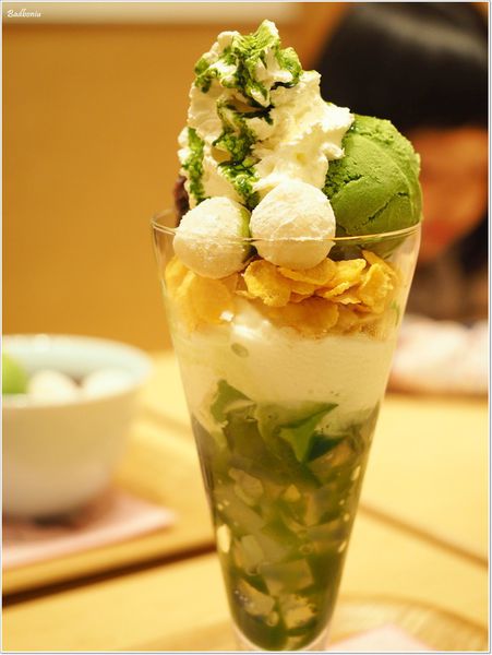 【食】【林口】nana's Green Tea(林口三井OUTLET店)．日本抹茶界的星巴克，抹茶控慎入!