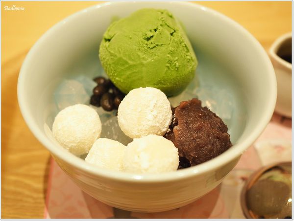 【食】【林口】nana's Green Tea(林口三井OUTLET店)．日本抹茶界的星巴克，抹茶控慎入!