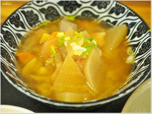 【食】【嘉義】飯田家食桌.日籍老闆娘手作定食,很有家常味。 【食】【嘉義】飯田家食桌.日籍老闆娘手作定食,很有家常味。