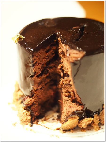 【食】【新竹】芙洛麗烘培坊二店 . 除了好吃麵包、蛋糕外,中式簡餐及小遊戲室是亮點! 【食】【新竹】芙洛麗烘培坊二店 . 除了好吃麵包、蛋糕外,中式簡餐及小遊戲室是亮點!