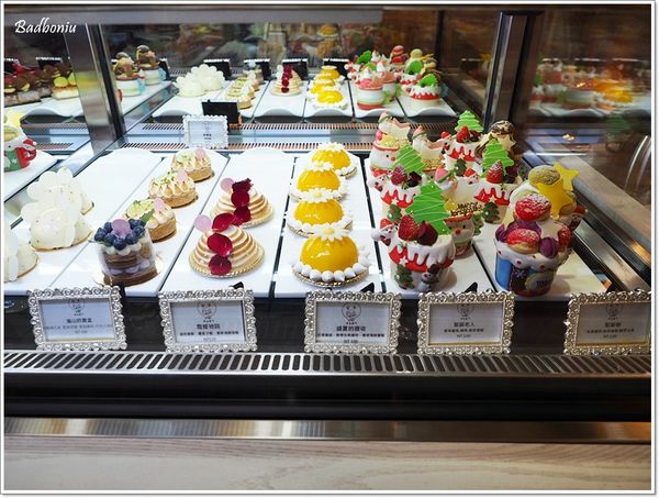 【食】【台中】日芙洋果子．繽紛、有質感的甜點店，價格卻不貴唷~