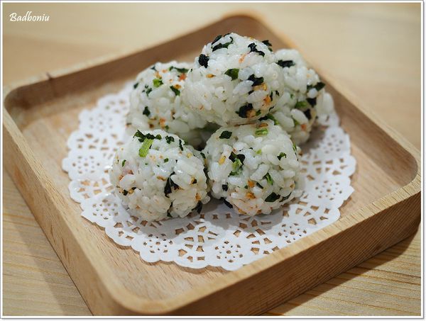 【食】【八德】YORK親子廚房．雖然遊戲設施不多，但餐點很有溫度。 分享: 7Headlines facebook PLURK twitter  