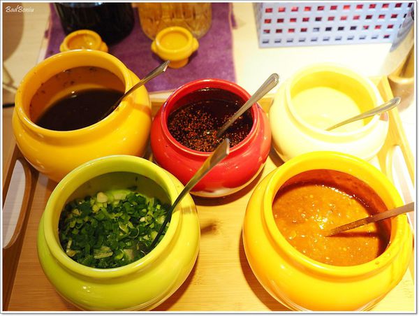 【食】【桃園】六扇門時尚湯鍋桃園店 百元鍋物吃很飽