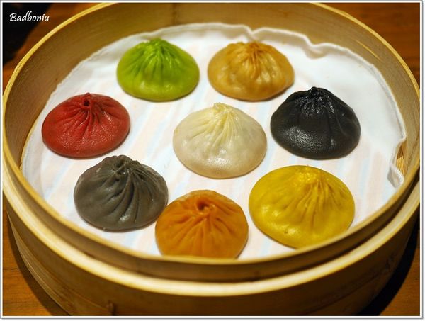 【食】【台北】樂天皇朝．台灣的小籠包還是小勝