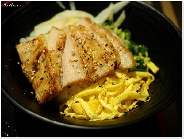 【食】【桃園】鰻慢來 - 中壢也有很棒的鰻魚飯ㄛ 【食】【桃園】鰻慢來 - 中壢也有很棒的鰻魚飯ㄛ
