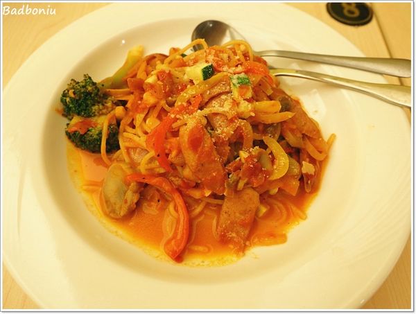 【食】【桃園】歐若拉烘培坊.可能蛋糕麵包比義大利麵好吃吧XD 【食】【桃園】歐若拉烘培坊.可能蛋糕麵包比義大利麵好吃吧XD