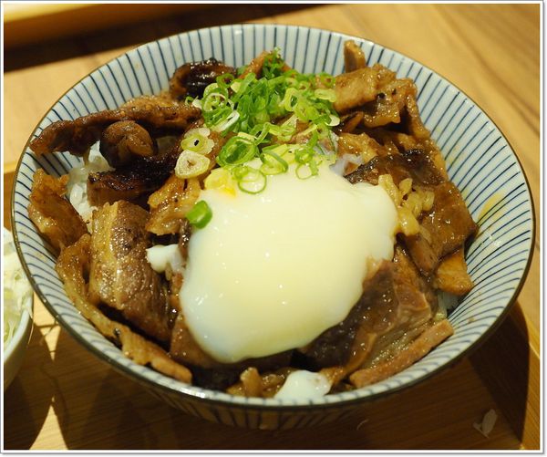 【食】【桃園】滿燒肉丼食堂中壢店 - 無肉不歡的時候又到了 【食】【桃園】滿燒肉丼食堂中壢店 - 無肉不歡的時候又到了