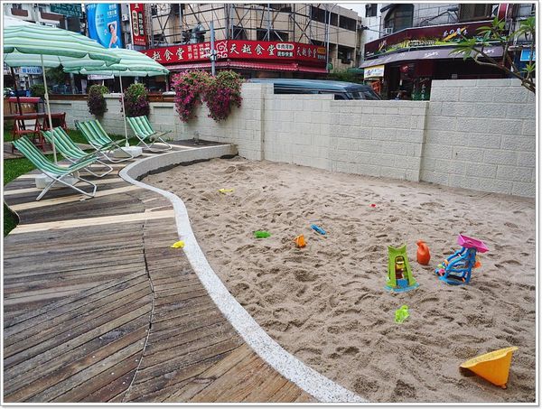 【食】【台中】稞枓(ㄎㄜㄉㄡˇ)咖啡廚房．有沙坑、遊戲室的親子餐廳!