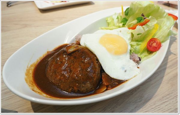 【食】【台北】LeTAO cafe' 小樽洋菓子鋪ルタオ.只有米食套餐沒有乳酪蛋糕的食記 【食】【台北】LeTAO cafe' 小樽洋菓子鋪ルタオ.只有米食套餐沒有乳酪蛋糕的食記