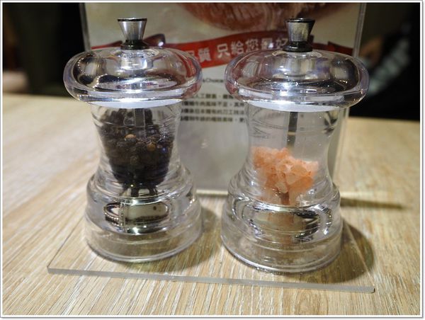 【食】【台中】在玻璃屋裡大嗑牛排-沃克牛排台中店