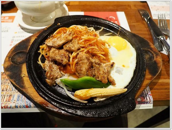 【食】【宜蘭】來來牛排館 - 東部的赤鬼 【食】【宜蘭】來來牛排館 - 東部的赤鬼