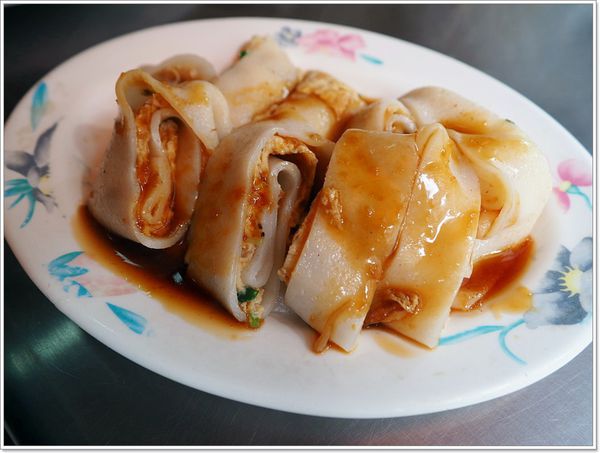 【食】【宜蘭】力行早點&宜蘭國中青苔龍貓車站 【食】【宜蘭】力行早點&宜蘭國中青苔龍貓車站