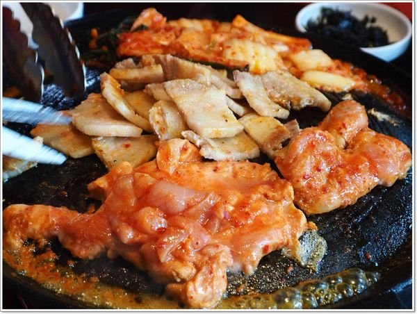 【食】【台北】HONEY PIG・美國來的24小時韓式燒肉店