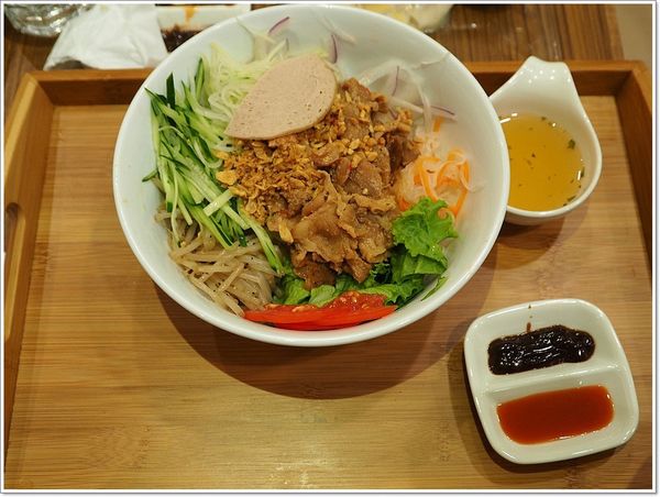 【食】【台北】TJB Pho 越式料理 - 微風松高 【食】【台北】TJB Pho 越式料理 - 微風松高