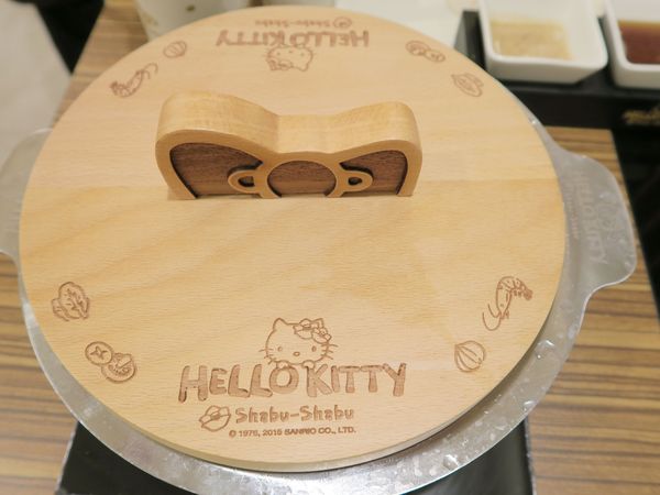 台北 捷運忠孝敦化站 HELLO KITTY Shabu-Shabu ~kitty迷瘋狂之地 台北 捷運忠孝敦化站 HELLO KITTY Shabu-Shabu ~kitty迷瘋狂之地