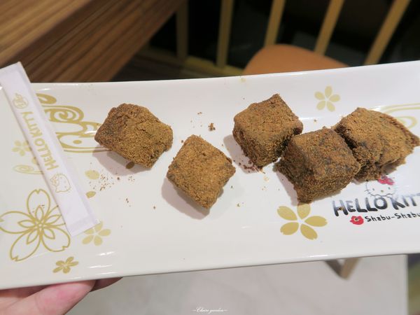 台北 捷運忠孝敦化站 HELLO KITTY Shabu-Shabu ~kitty迷瘋狂之地 台北 捷運忠孝敦化站 HELLO KITTY Shabu-Shabu ~kitty迷瘋狂之地