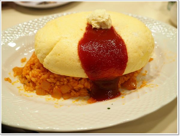 【食】【台北】MEE'S CAFE.跟日本星乃珈啡同步的舒芙蕾厚鬆餅 【食】【台北】MEE'S CAFE.跟日本星乃珈啡同步的舒芙蕾厚鬆餅