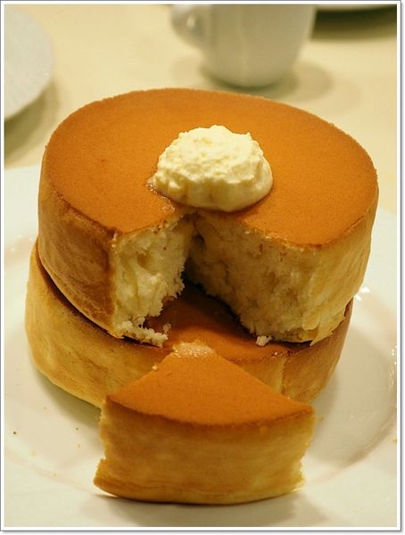 【食】【台北】MEE'S CAFE.跟日本星乃珈啡同步的舒芙蕾厚鬆餅 【食】【台北】MEE'S CAFE.跟日本星乃珈啡同步的舒芙蕾厚鬆餅
