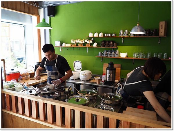 【食】【台中】家.溫度 湯專門店(SOUP STOCK STORE) 老宅咖啡店裡的湯料理 【食】【台中】家.溫度 湯專門店(SOUP STOCK STORE) 老宅咖啡店裡的湯料理