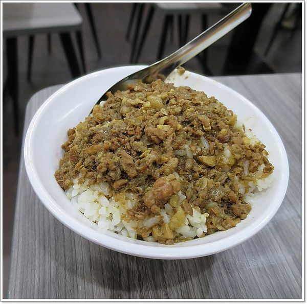 【食】【桃園】桃源號 南平店 - 台北圓環魯肉飯原味來桃 【食】【桃園】桃源號 南平店 - 台北圓環魯肉飯原味來桃