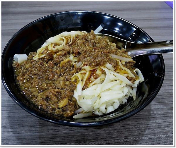 【食】【桃園】桃源號 南平店 - 台北圓環魯肉飯原味來桃 【食】【桃園】桃源號 南平店 - 台北圓環魯肉飯原味來桃