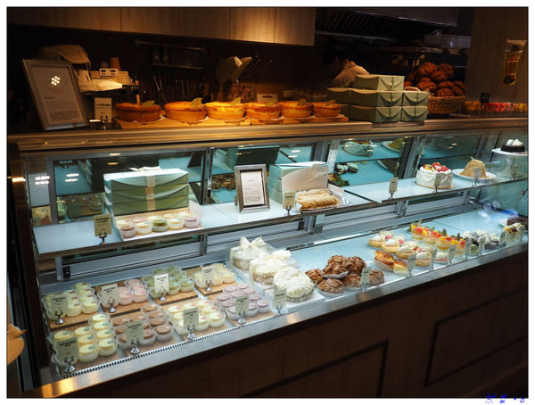 【食】【台北】來自名古屋的Patissier Pinede甜點專賣 - ピネード台湾店